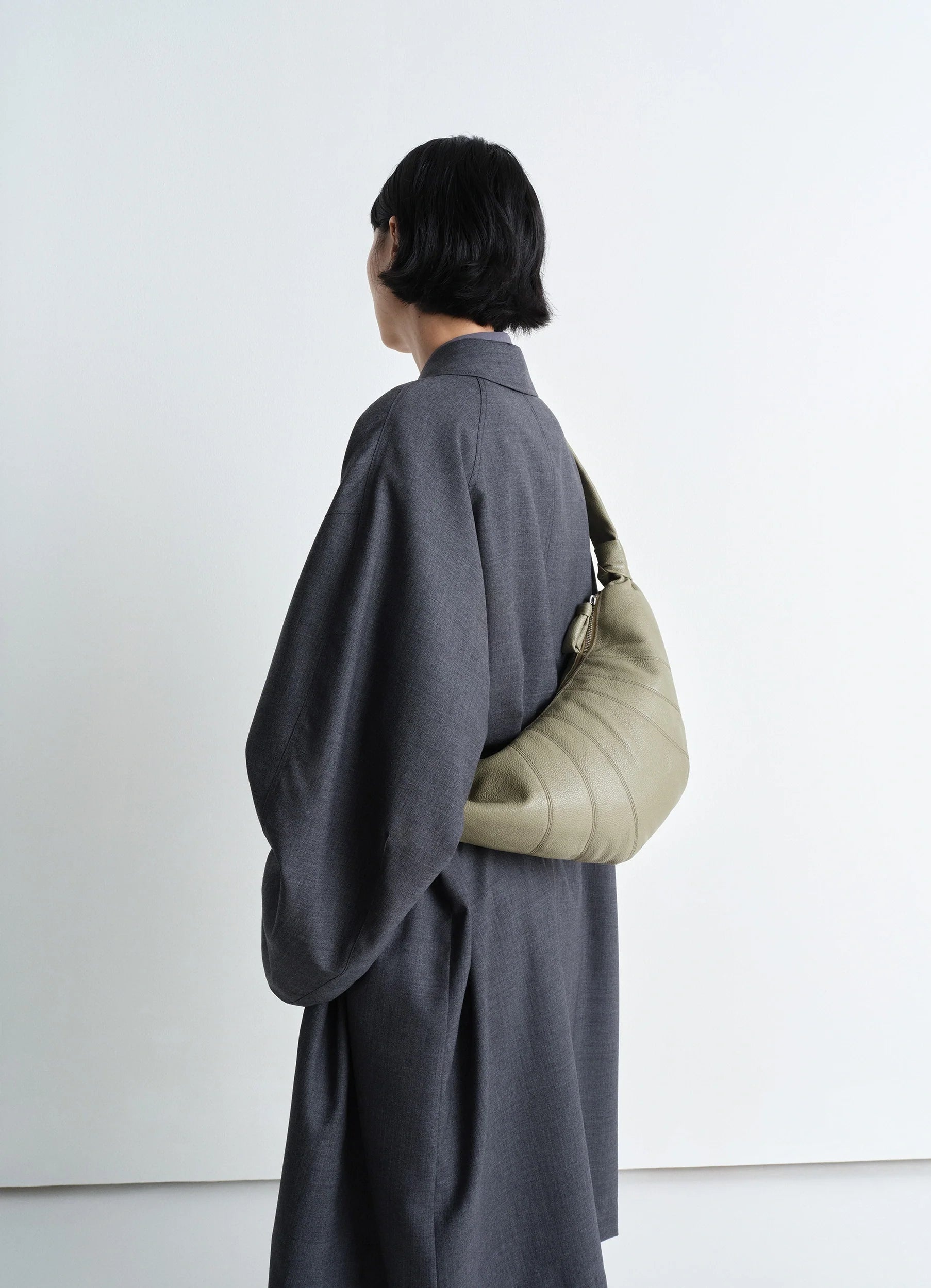 MEDIUM CROISSANT BAG - 2