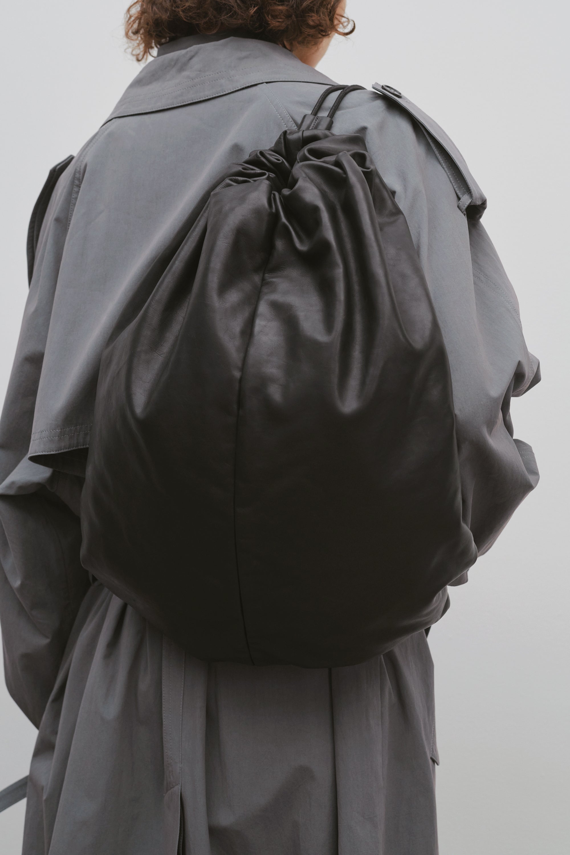 Puffy Backpack in Leather - 4