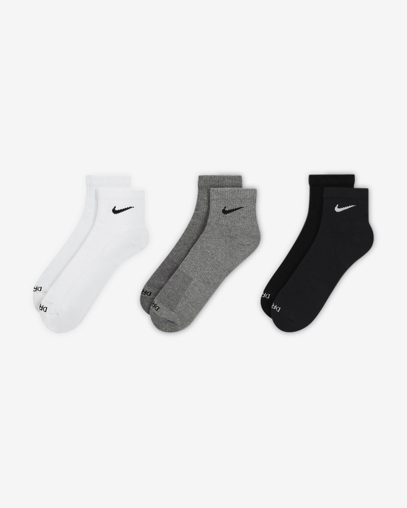 Nike Nike Everyday Plus Cushioned Training Ankle Socks (3 Pairs) outlook