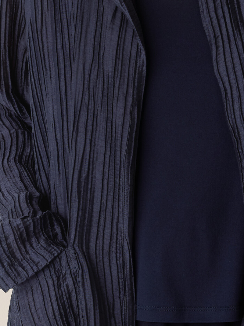 Crinkle Shimmer Round Neck Jacket 5