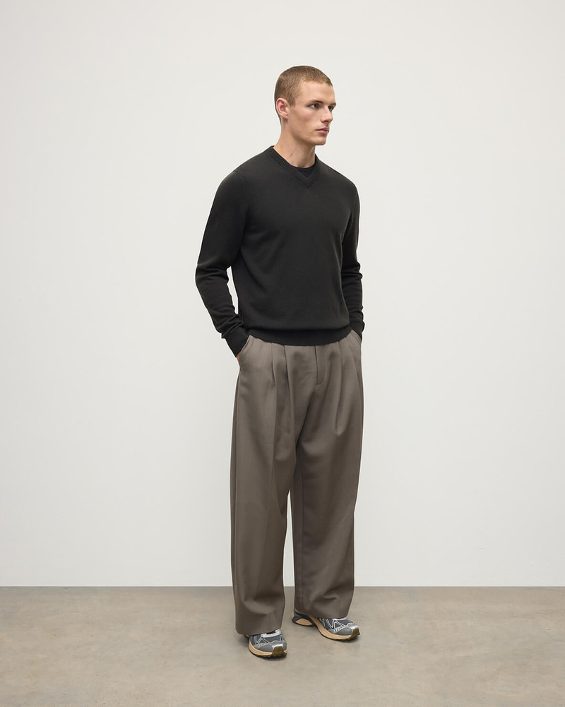 Classic Cashmere Grey V Neck Jumper 3