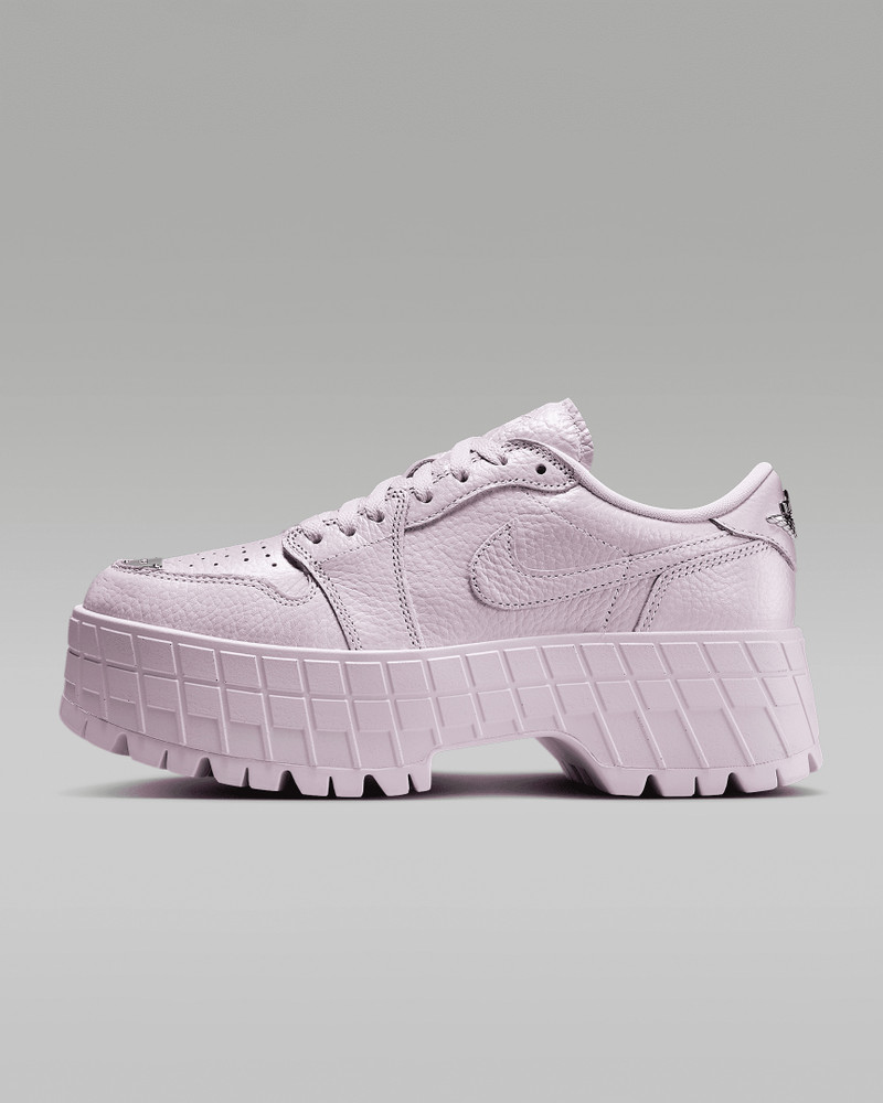 Air Jordan 1 Brooklyn Low Women's Shoes - 1
