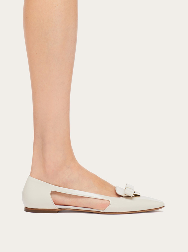 FERRAGAMO Cut out ballet flat with Drop Bow ornament outlook
