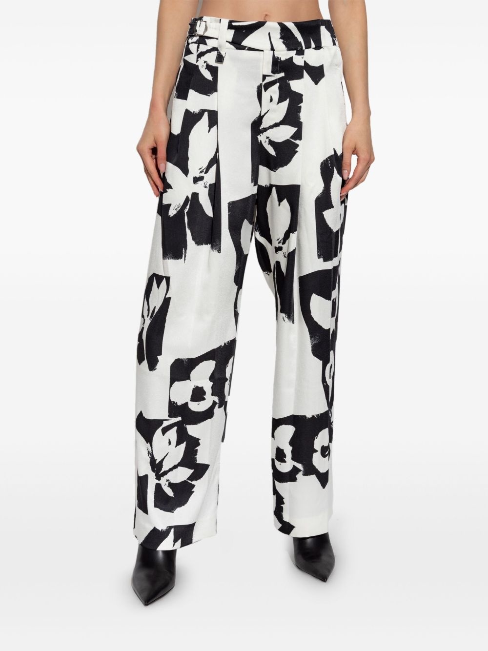 abstract-print trousers - 3