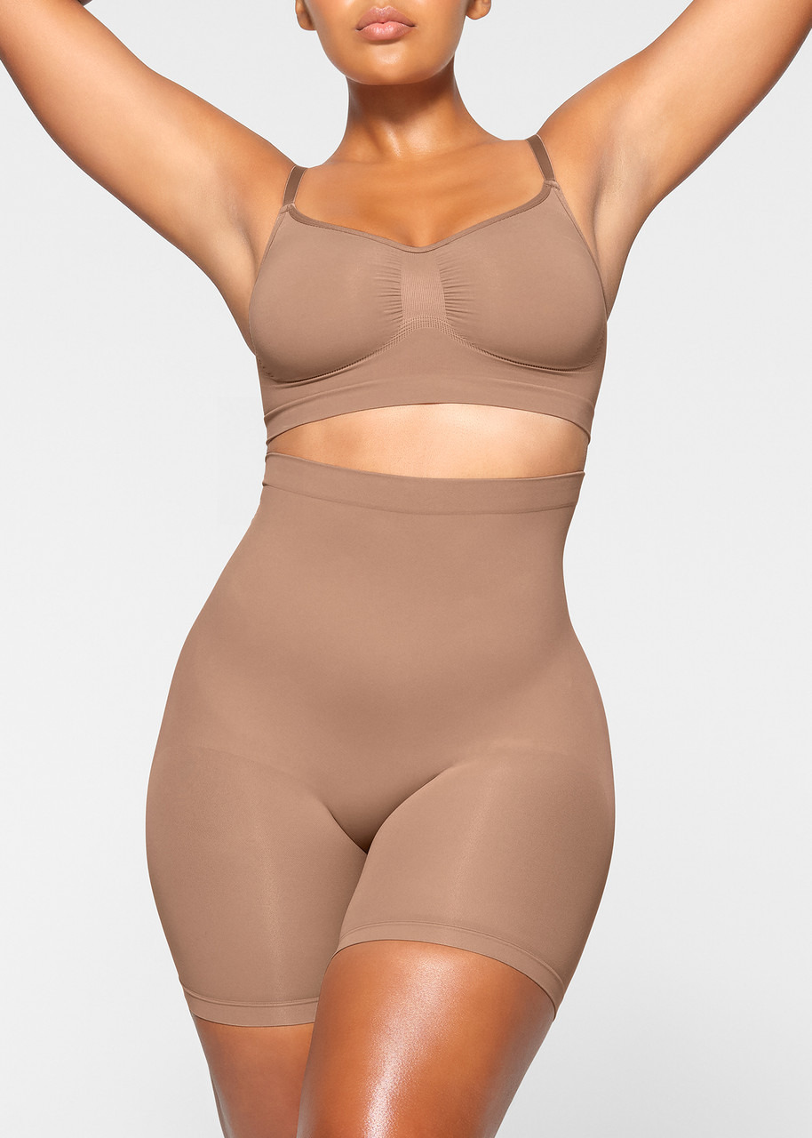 Skims Seamless Sculpt Mid-thigh Shorts - 2