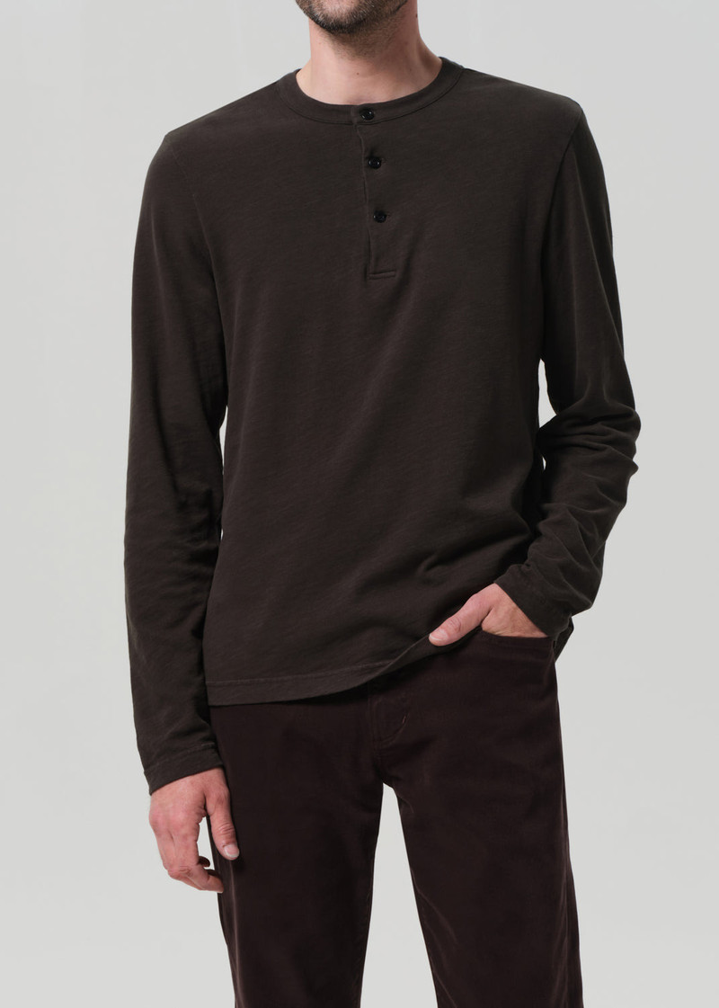 Citizens of Humanity Three Button Henley
In Forest outlook