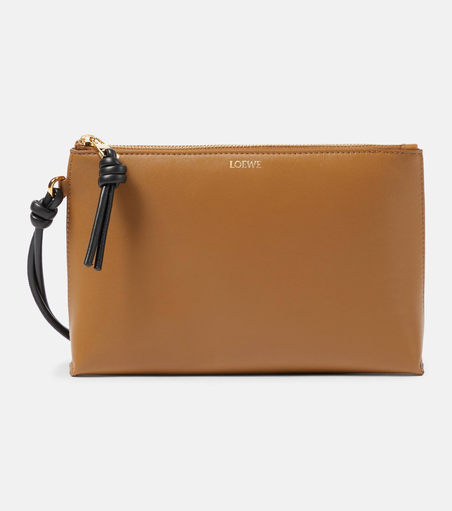 【VIP価格・関税込み】LOEWE Knot Leather Pouch Knot leather pouch in black - Loewe | Mytheresa