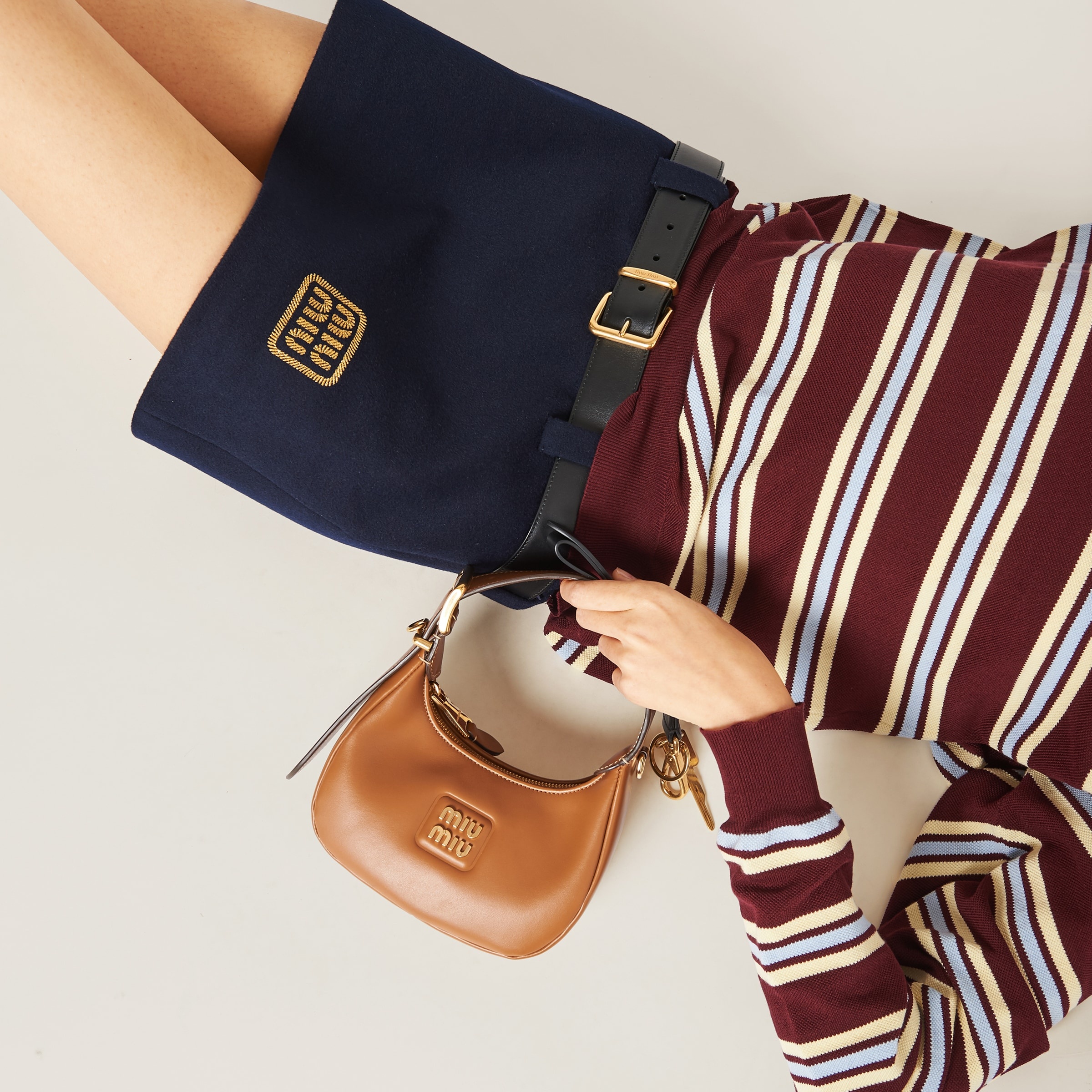 Velour miniskirt - 5