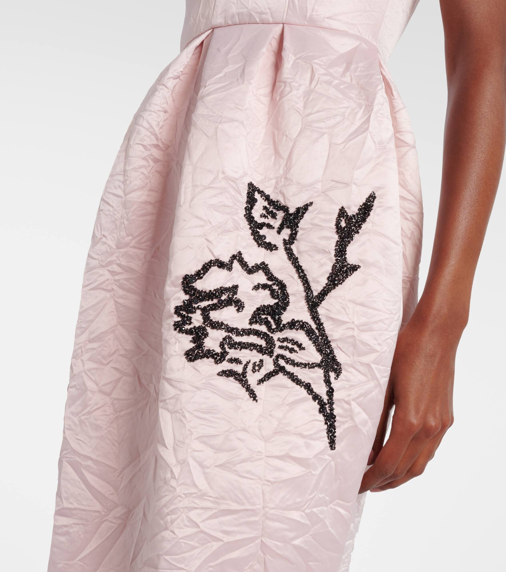 Embroidered satin gown - 5