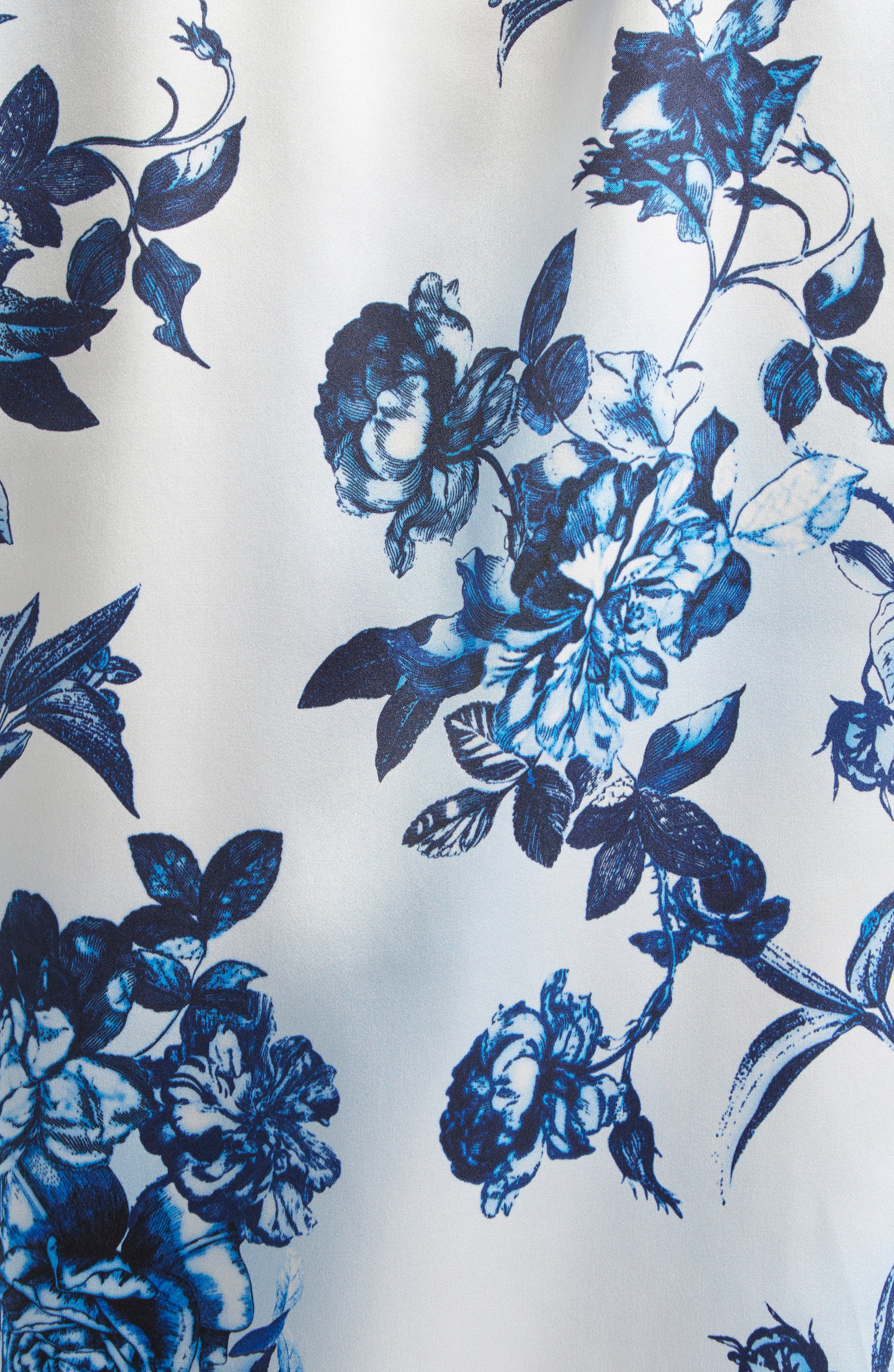 L'AGENCE Dani Floral Silk Button-Up Shirt in White/Blue Painterly Floral at Nordstrom - 7