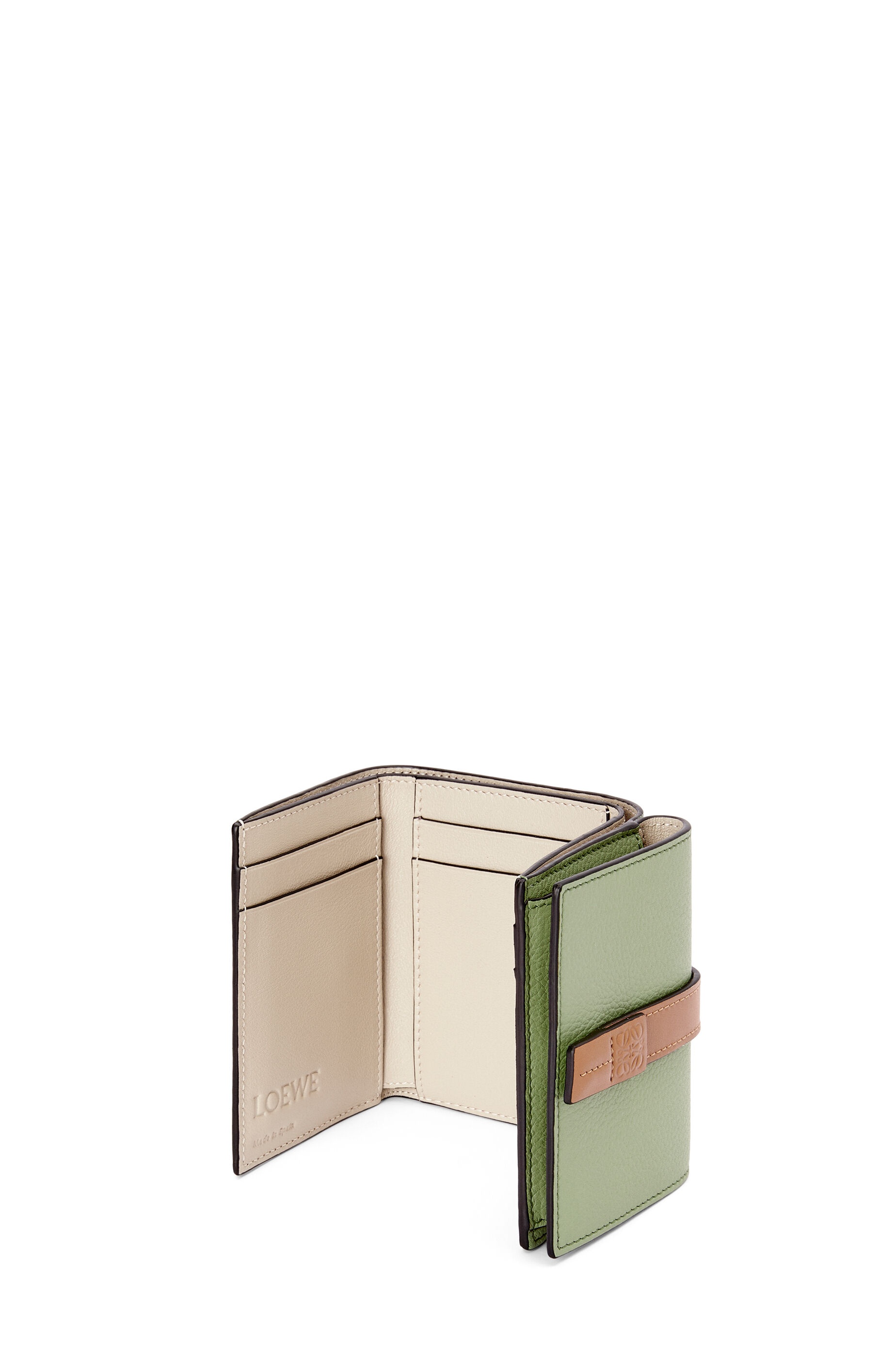 Trifold wallet in soft grained calfskin - 4