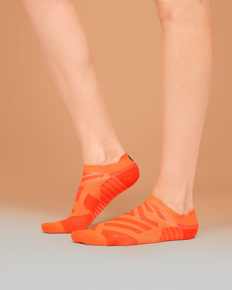 On Performance Low Sock outlook