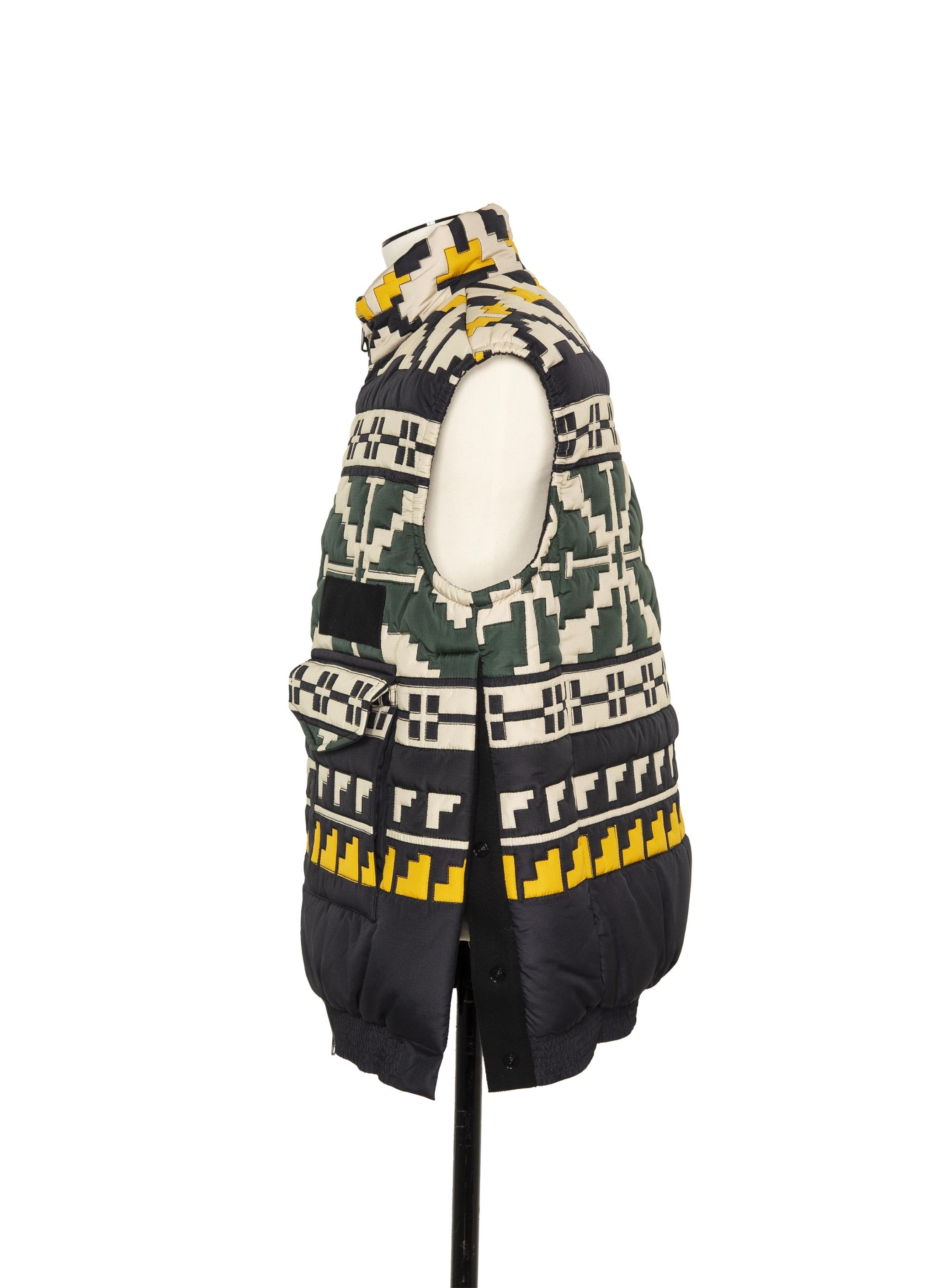 Pattern Knit Quilted Vest - 4