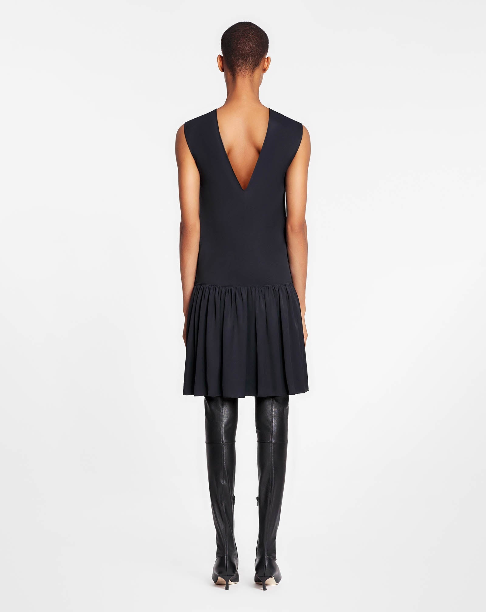 SLEEVLESS ROUND NECK DRESS WITH RUFFLES IN SATIN - 5