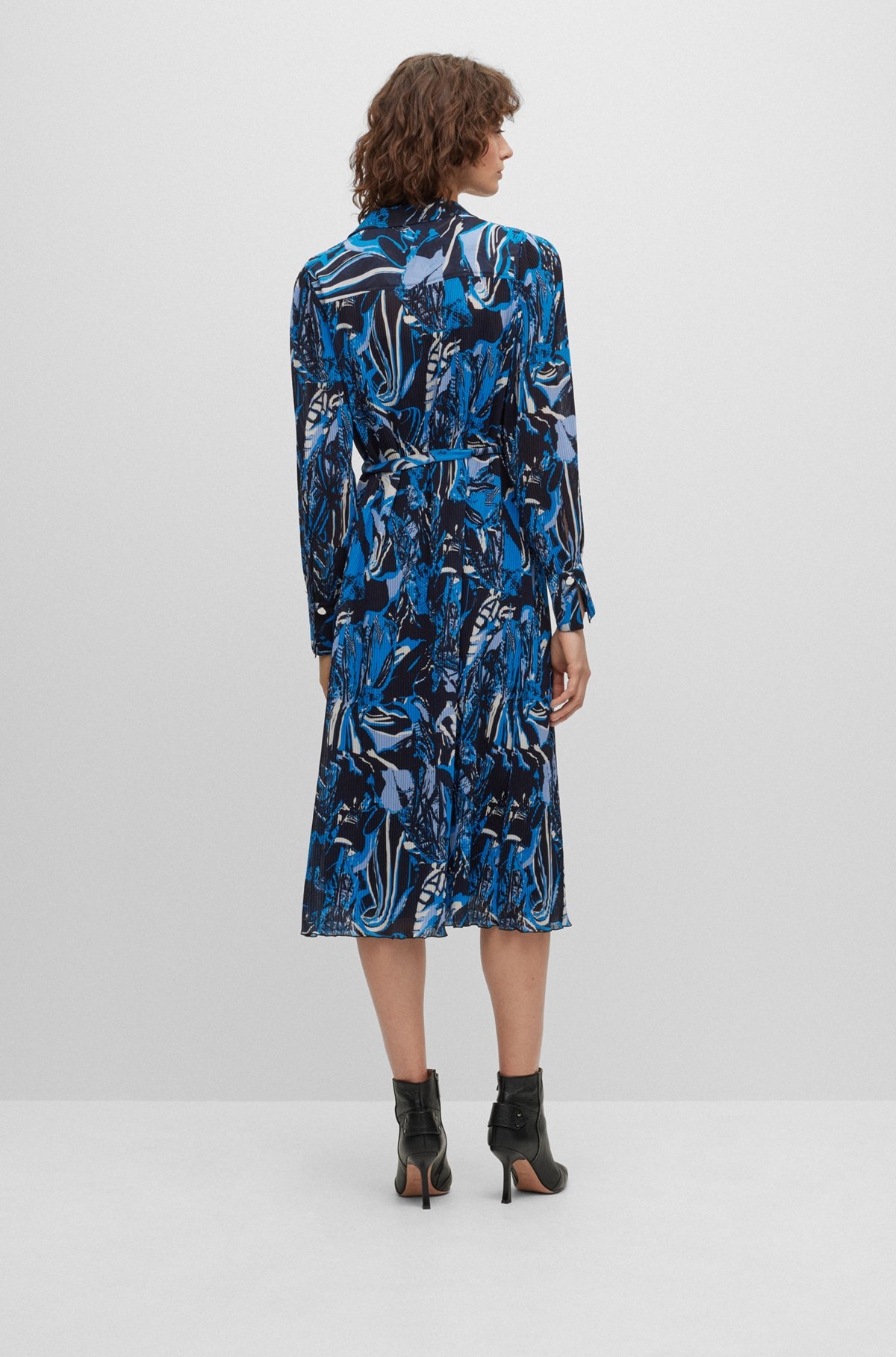 SEASONAL-PRINT DRESS WITH BELT AND V NECKLINE - 4