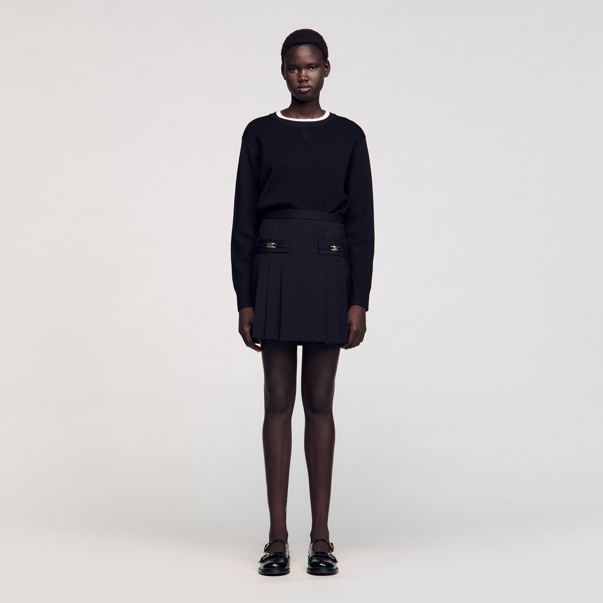 SHORT SKIRT WITH STITCHED PLEATS - 3