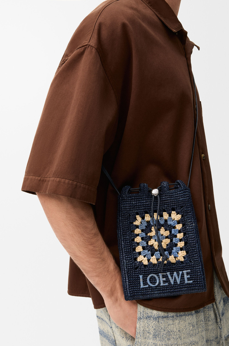 Loewe Drawstring pocket in classic calfskin and raffia outlook