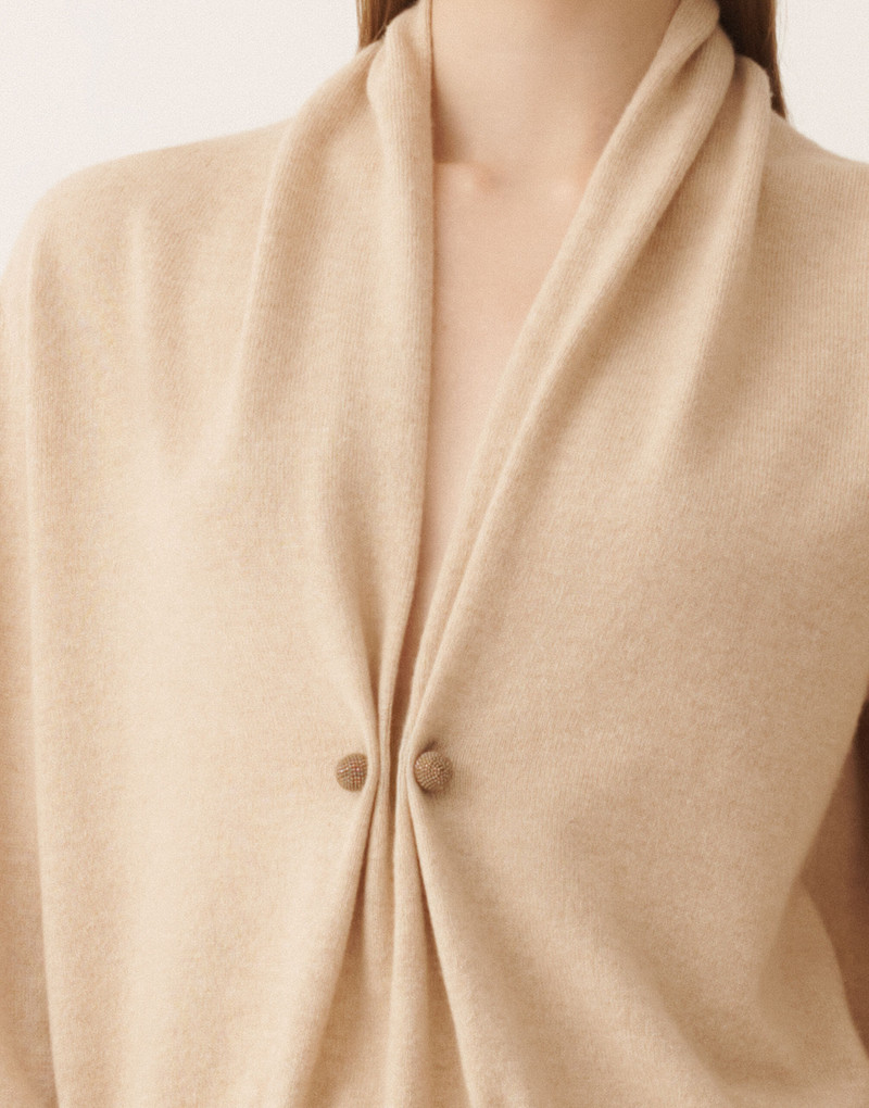 Sweater in Platinum 5