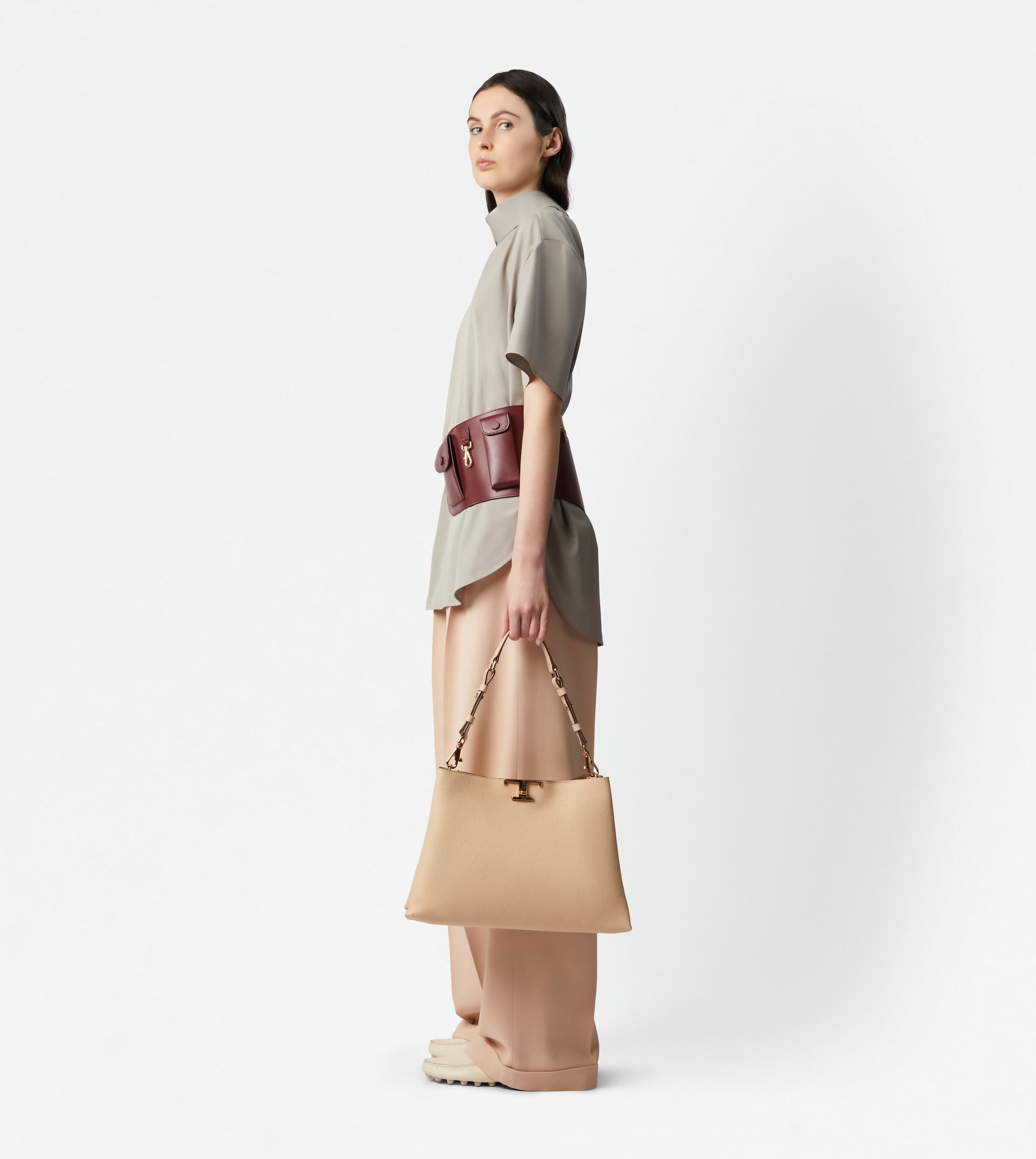 T TIMELESS SHOULDER BAG IN LEATHER MEDIUM - BEIGE - 3