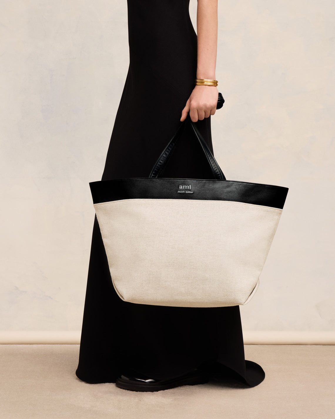 ★AMI PARIS★イーストウエストアーミーショッピングバッグ AMI Paris EAST WEST AMI SHOPPING BAG | REVERSIBLE