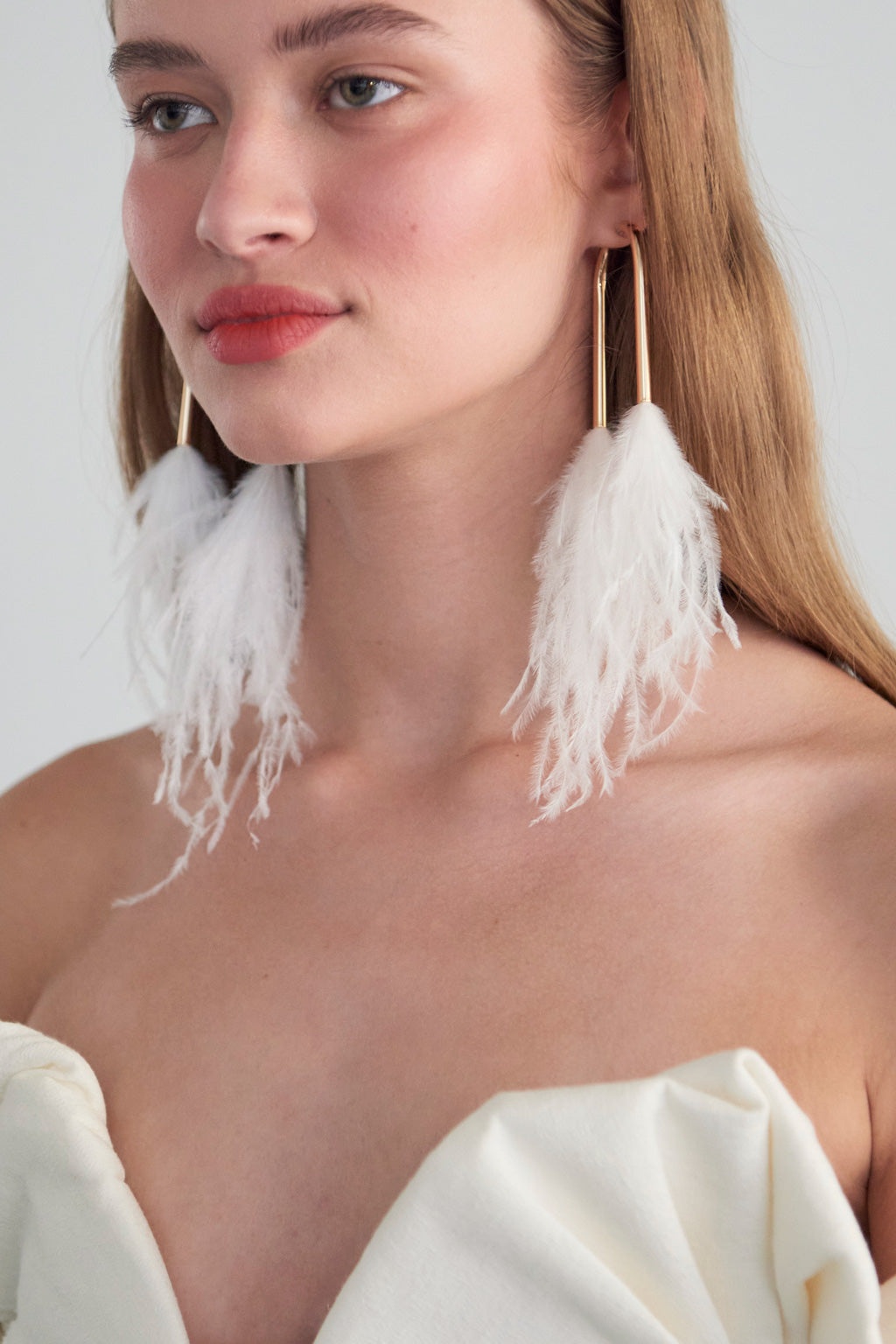 META FEATHER EARRING - 2