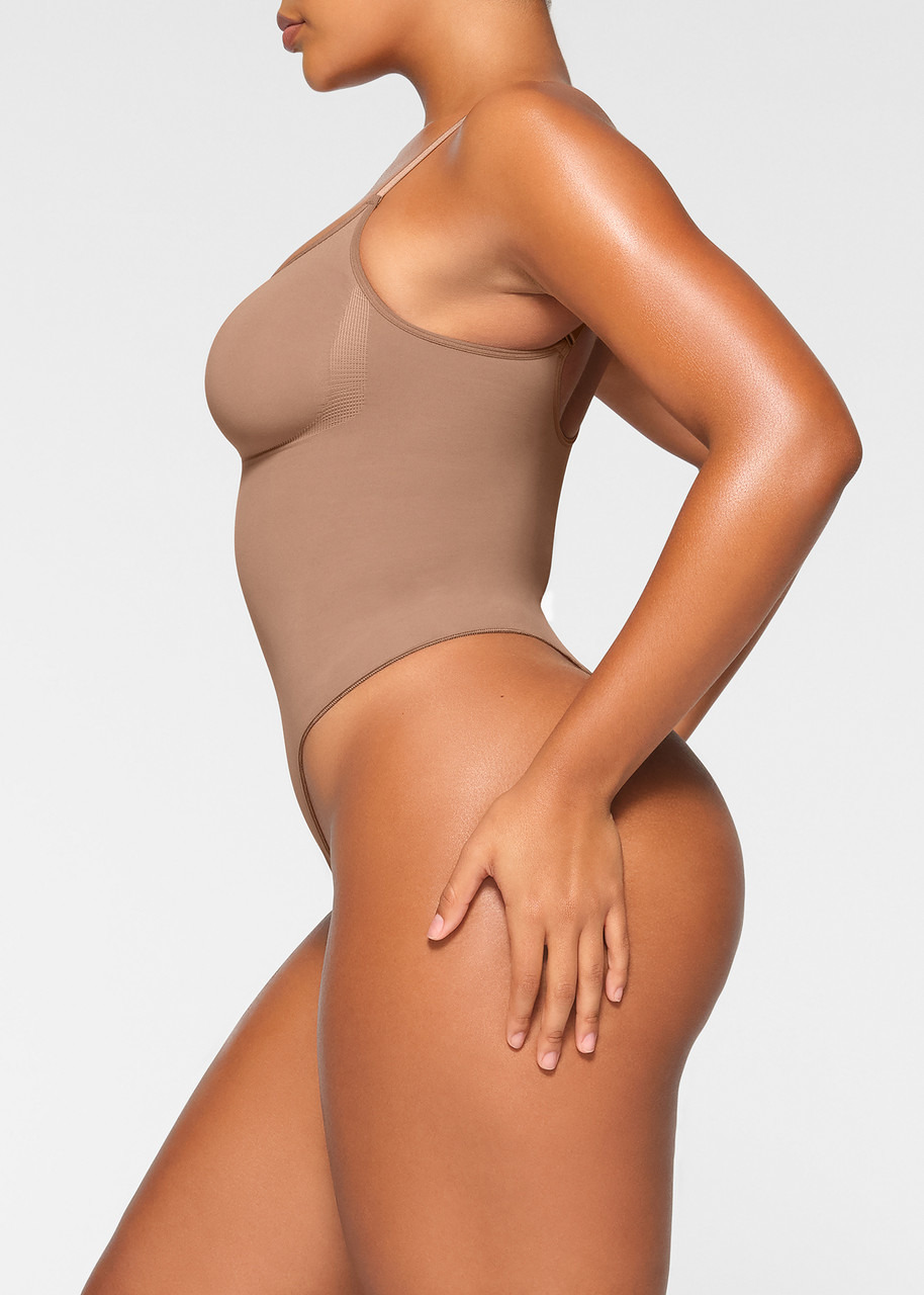 Skims Seamless Sculpt Thong Bodysuit - 4