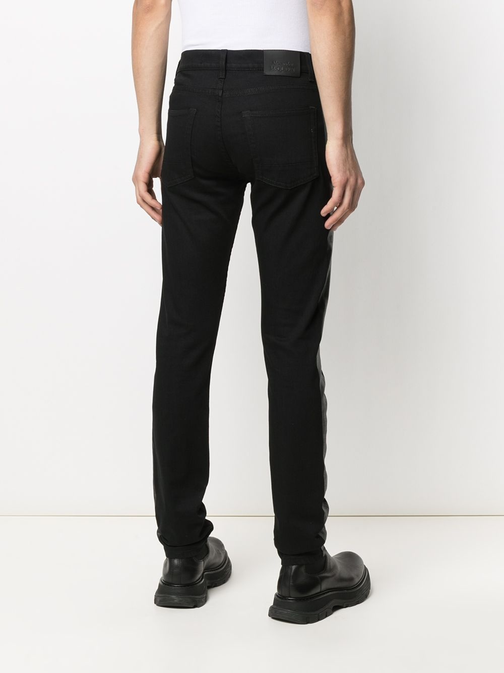 contrast-panel jeans - 4