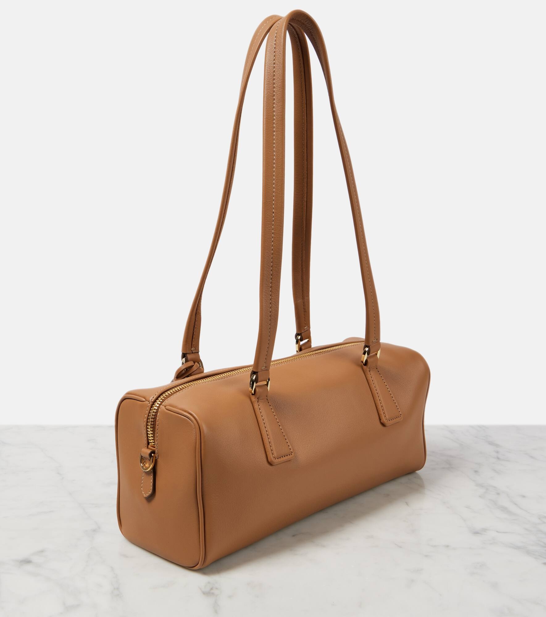 Medium leather shoulder bag - 4