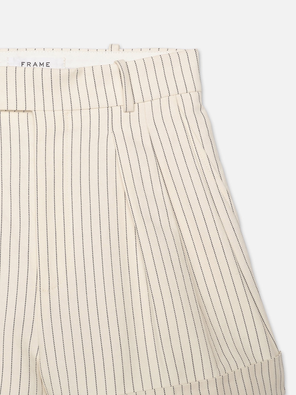 Pleated Wide Cuff Short in Cream Multi - 3