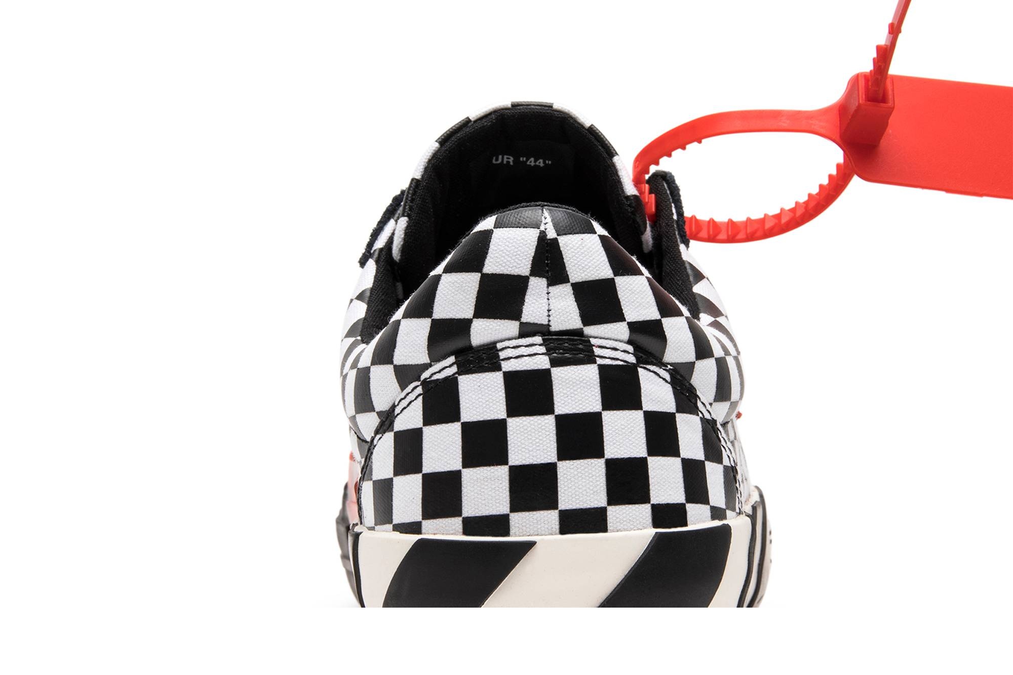 OFF-WHITE Vulc Low Top 'Checkered Black White' - 7