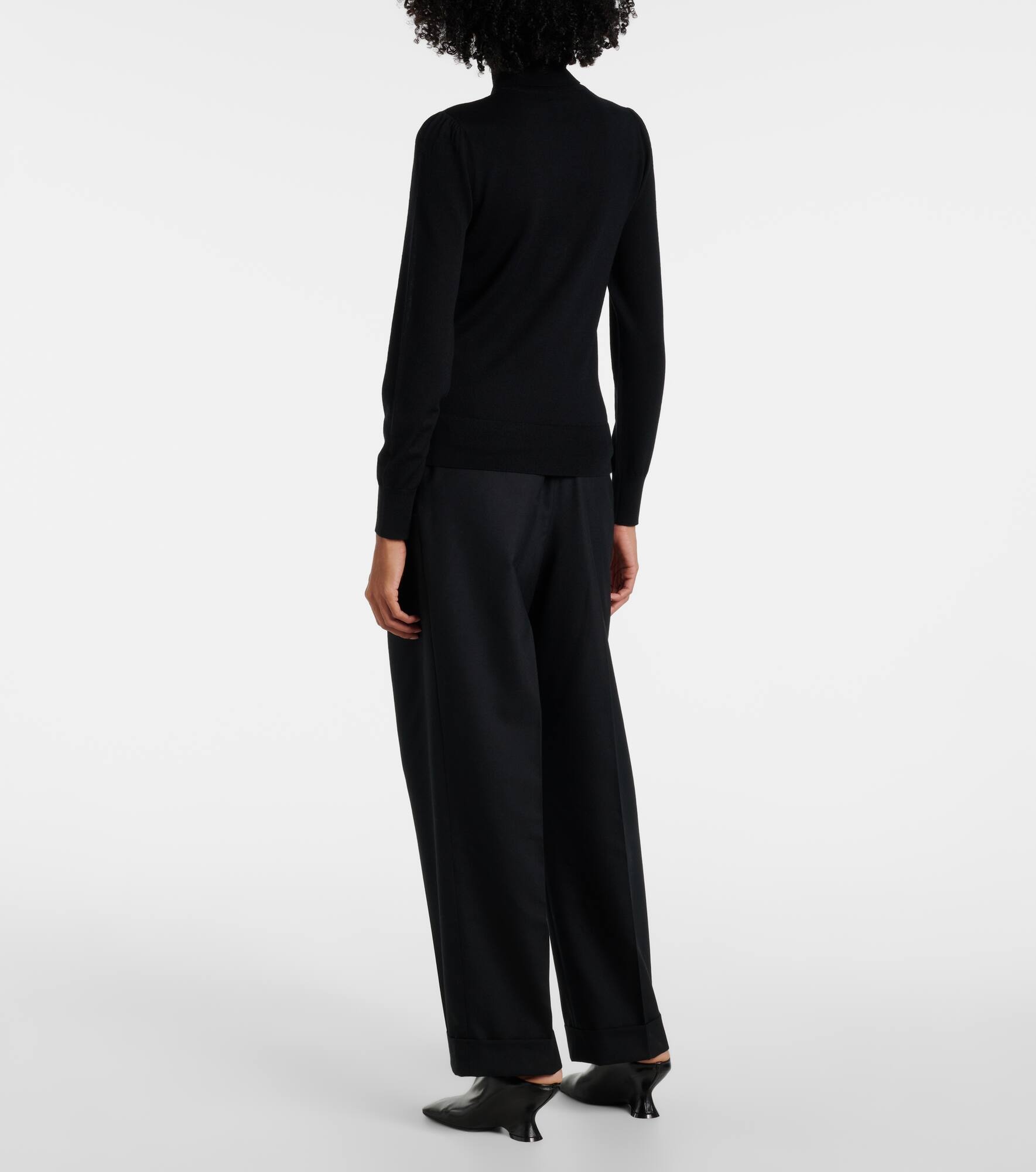 Wool turtleneck sweater - 3