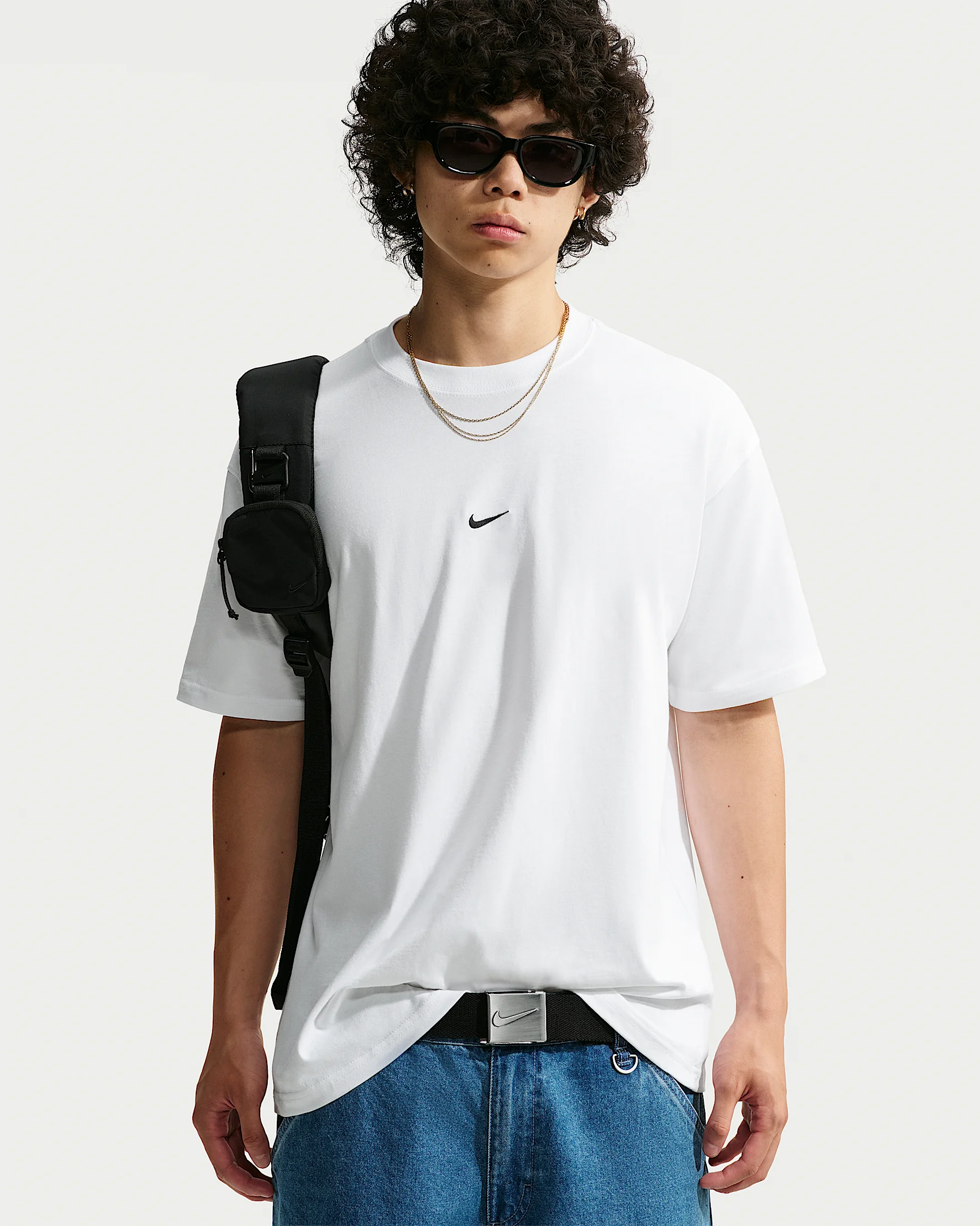 Nike Sportswear Men's T-Shirt - 1