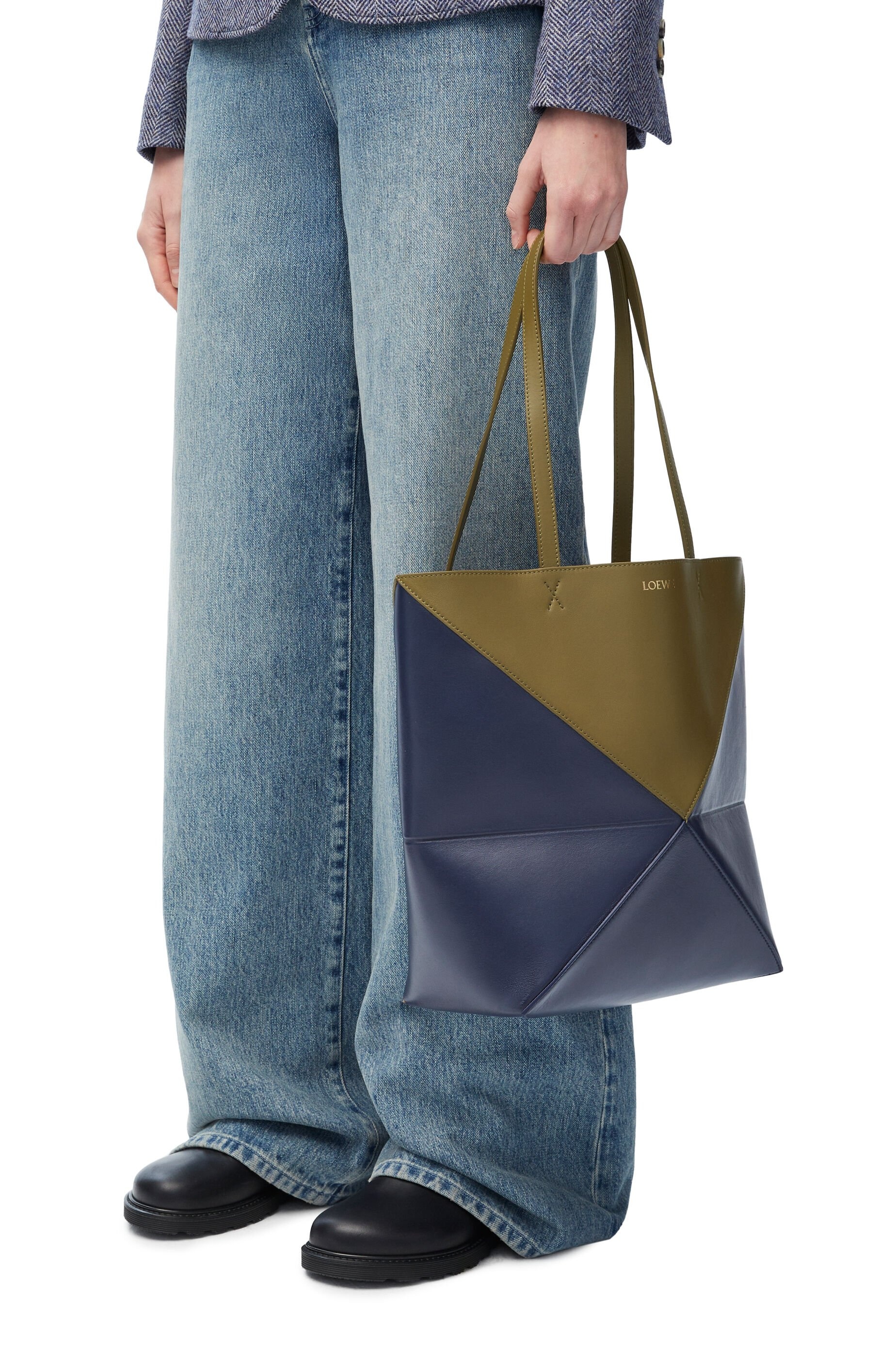 Puzzle Fold Tote in shiny calfskin - 2