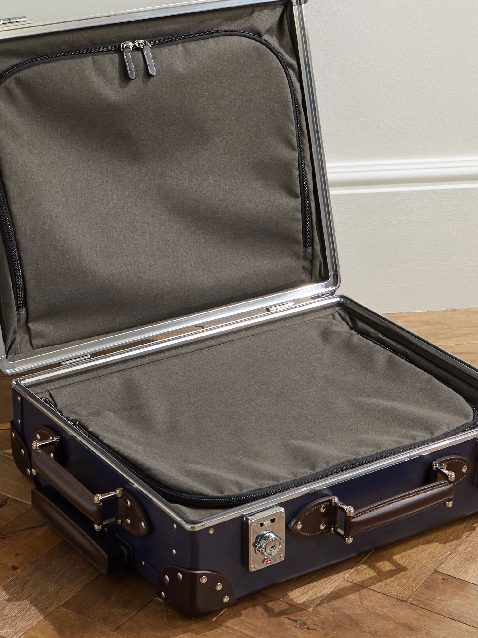 Metropolis Leather-Trimmed Vulcanised Fibreboard Carry-On Suitcase Navy - 3