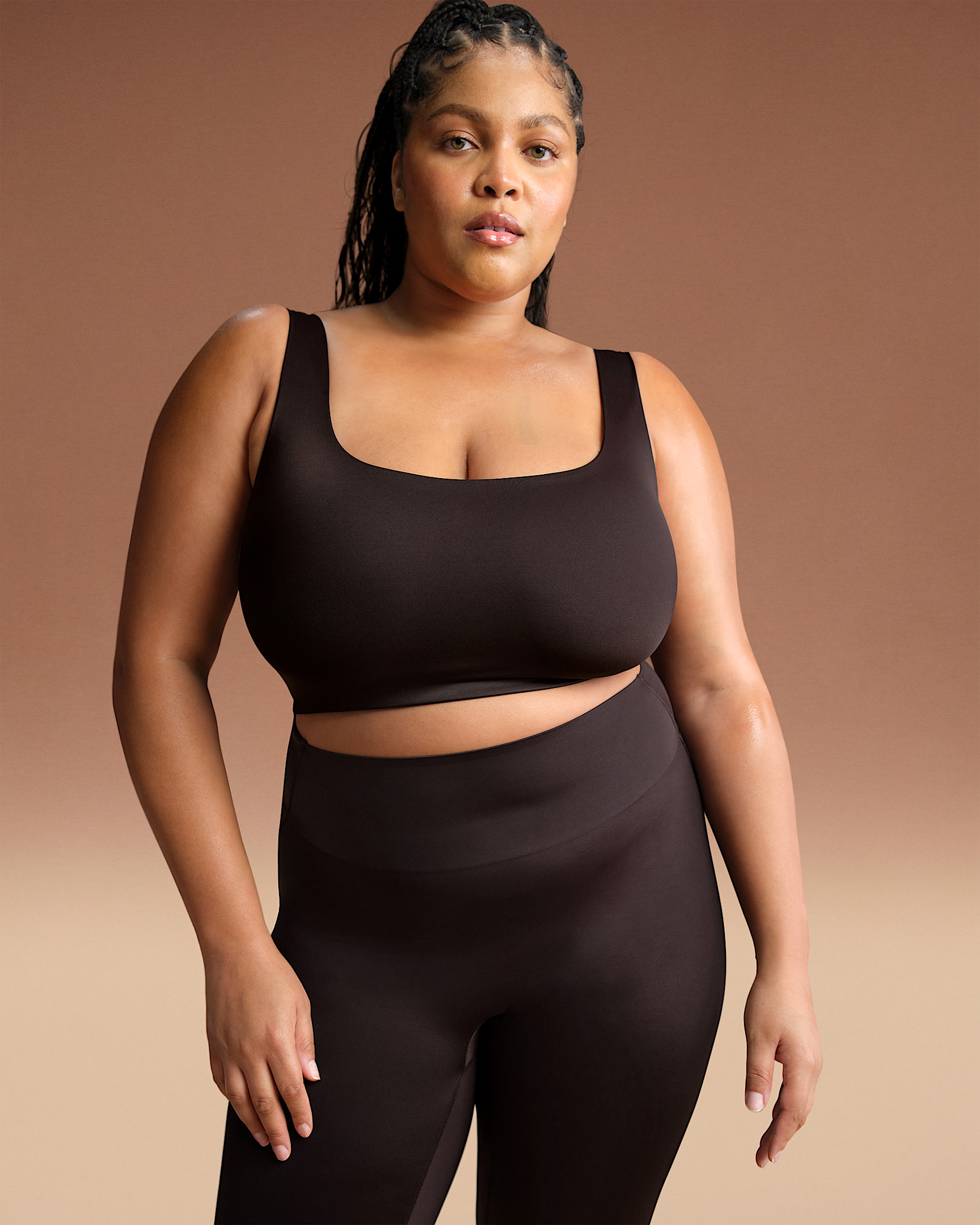 NikeSKIMS Shine Women's Scoop-Neck Bra Top - 7