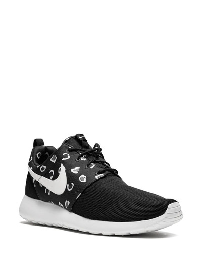 Nike Rosherun leopard print low-top sneakers outlook