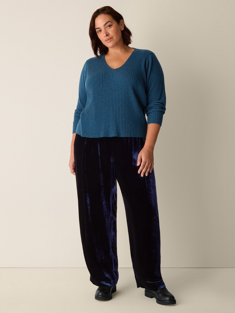 Italian Cashmere Ribbed V-Neck Top 6