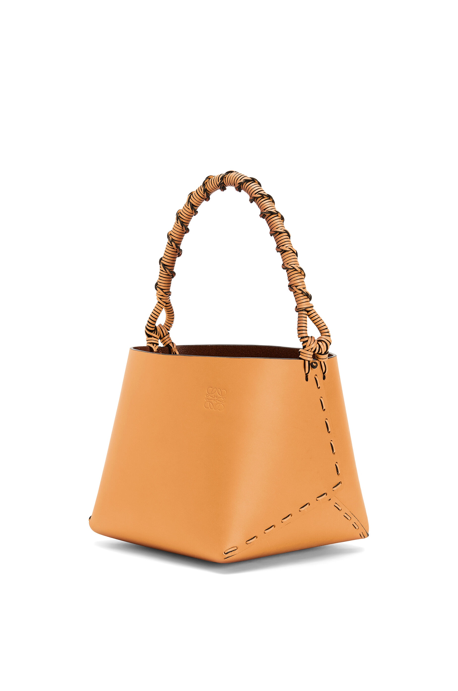 Bucket square bag in calfskin - 3