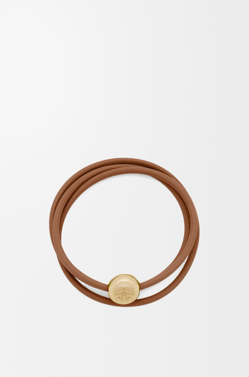 Loewe Pebble bracelet in calfskin outlook