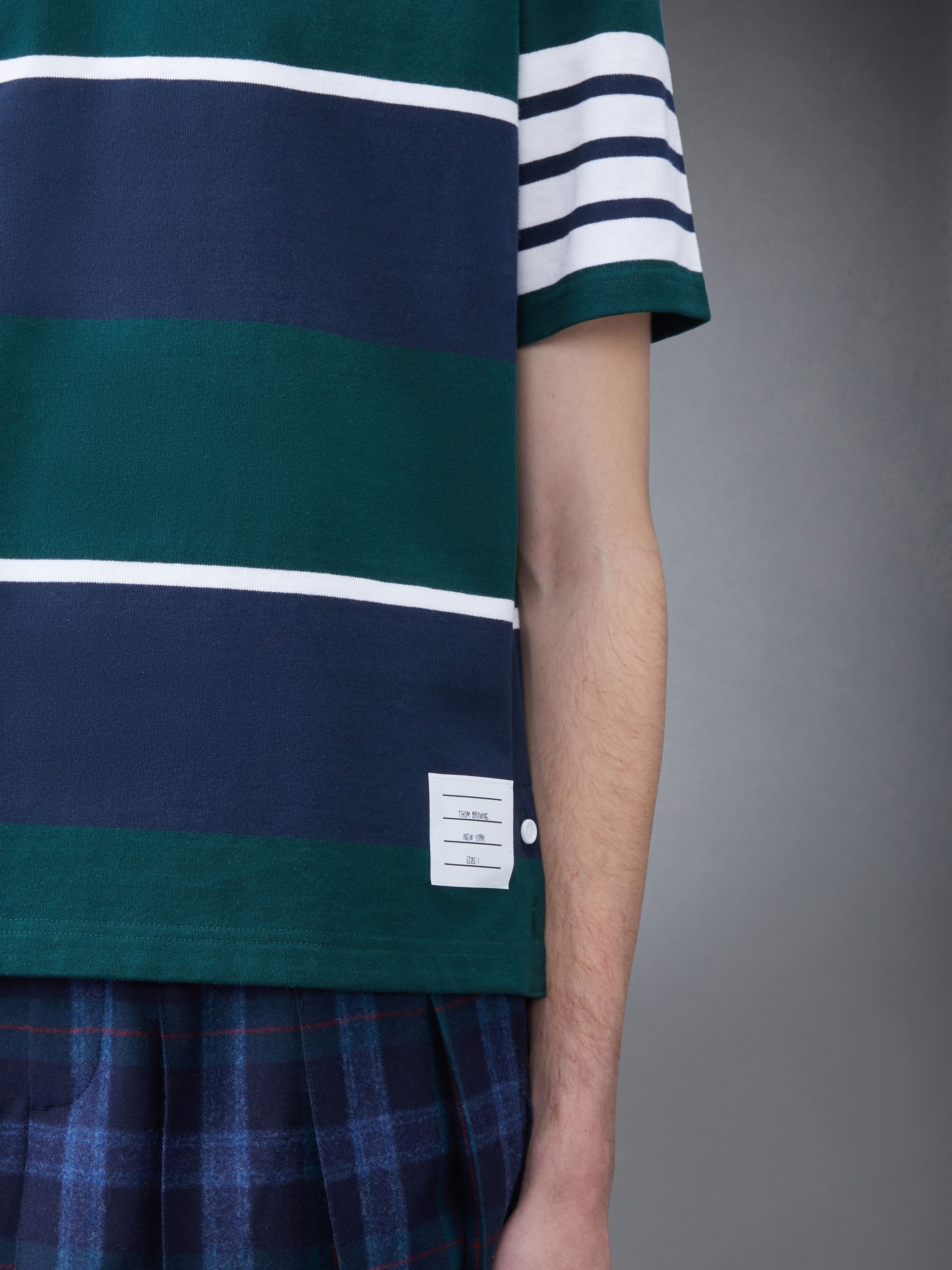 Rugby Stripe 4-Bar V-neck Tee - 6