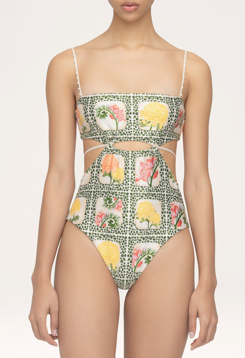 Victoriana Bisuteria One Piece 6