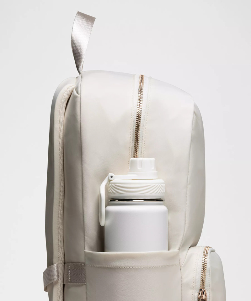 Everywhere Backpack 22L *Metal Hardware 4