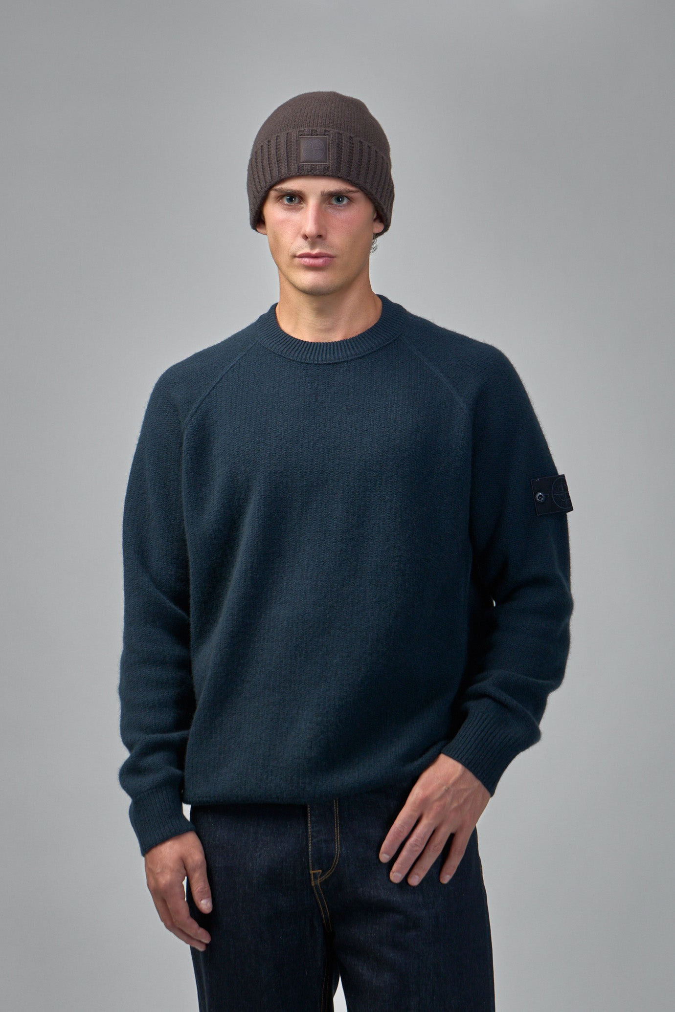 Crew Neck Knitted Sweatshirt - 1
