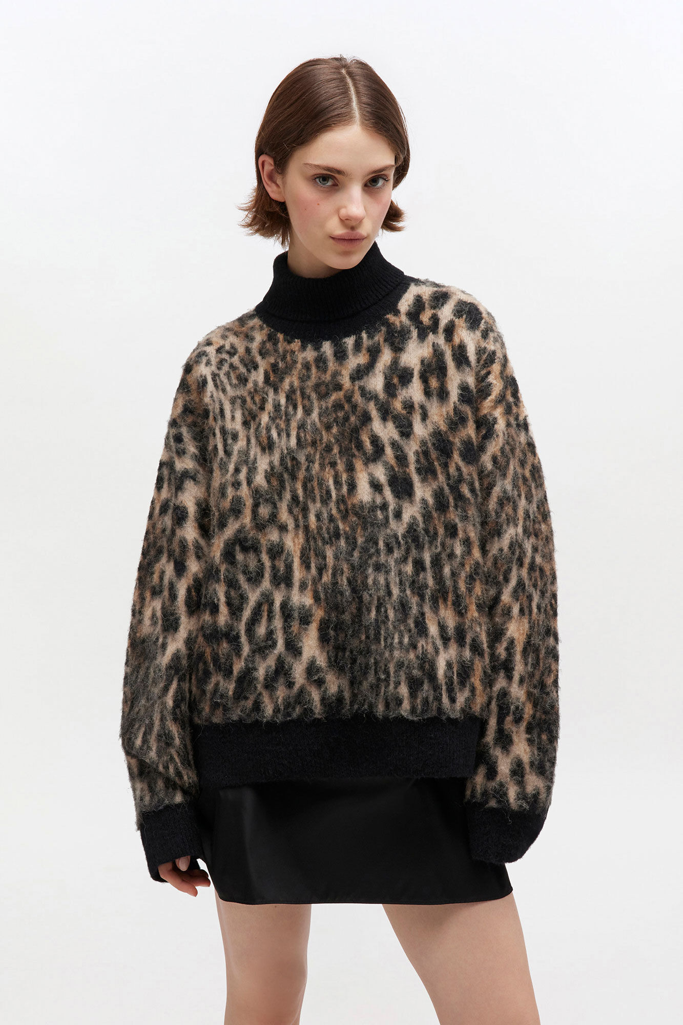 LEOPARD HIGH-NECK SWEATER - 2