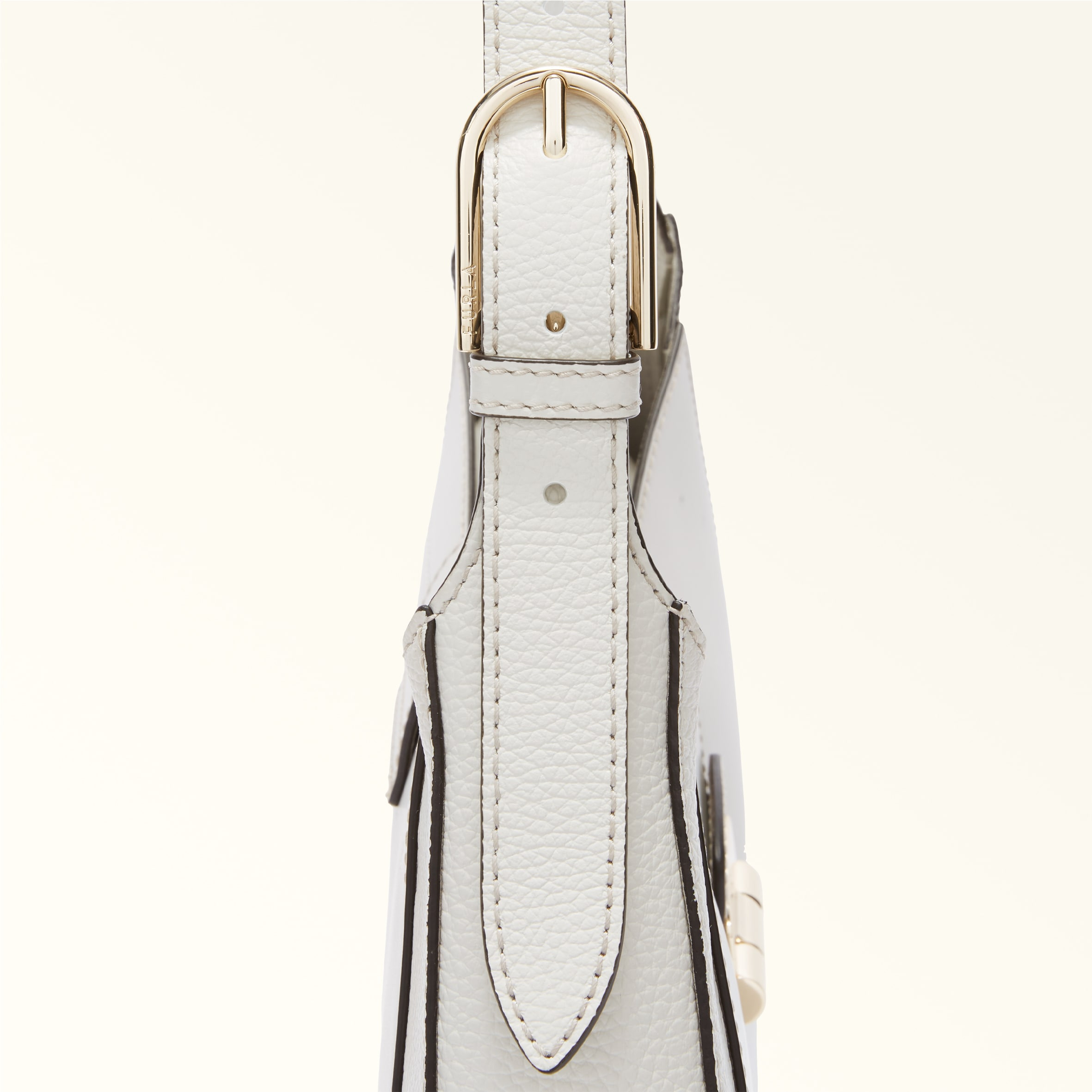 Furla Club 2 - 5