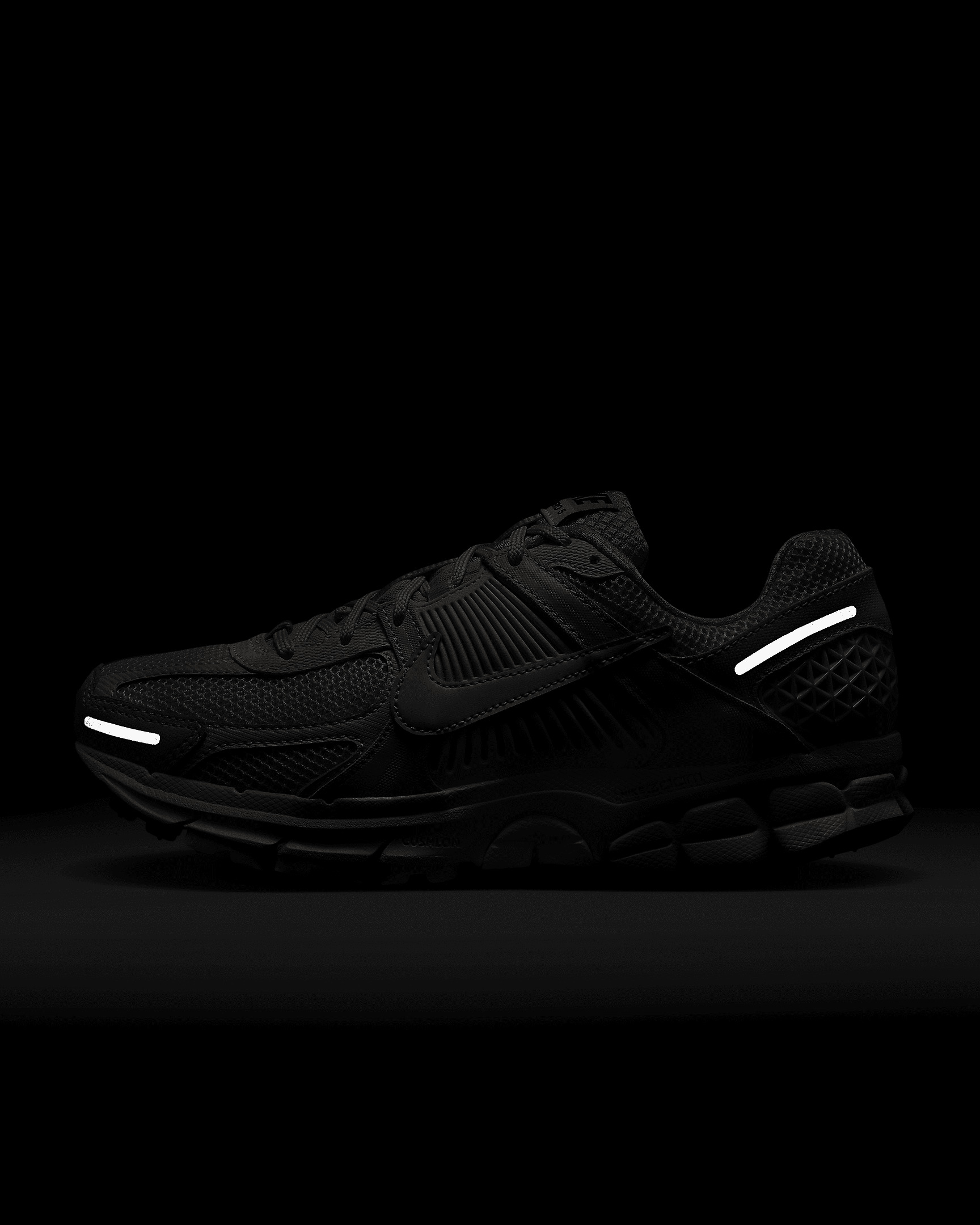 Nike Zoom Vomero 5 Women's Shoes - 12