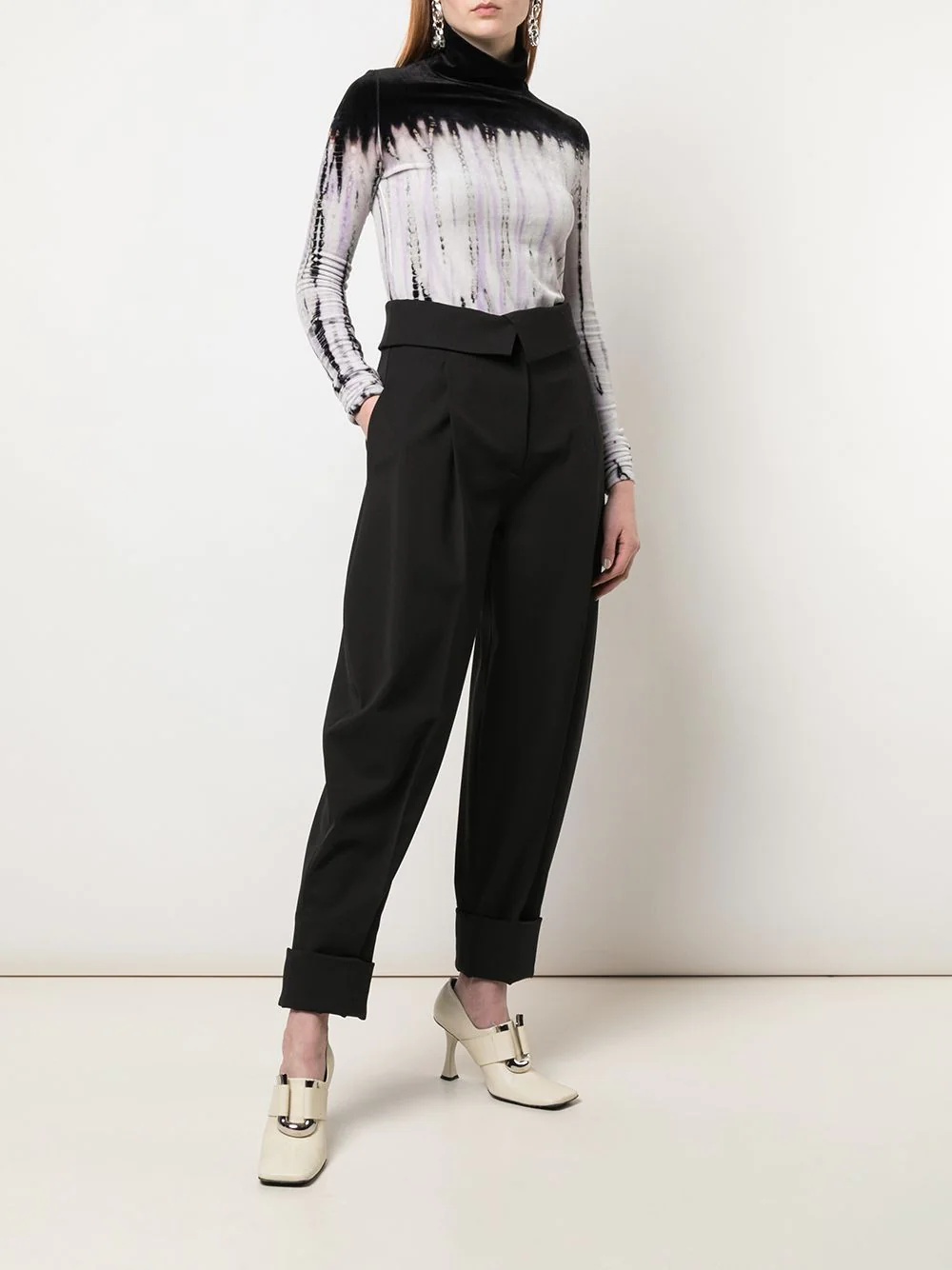 pleated details tapered trousers - 2