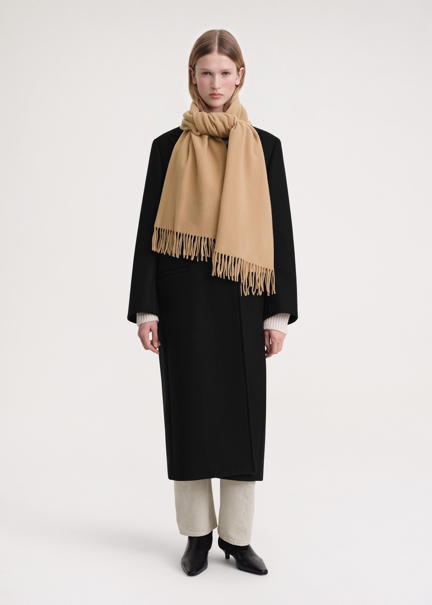 Classic wool scarf camel - 3