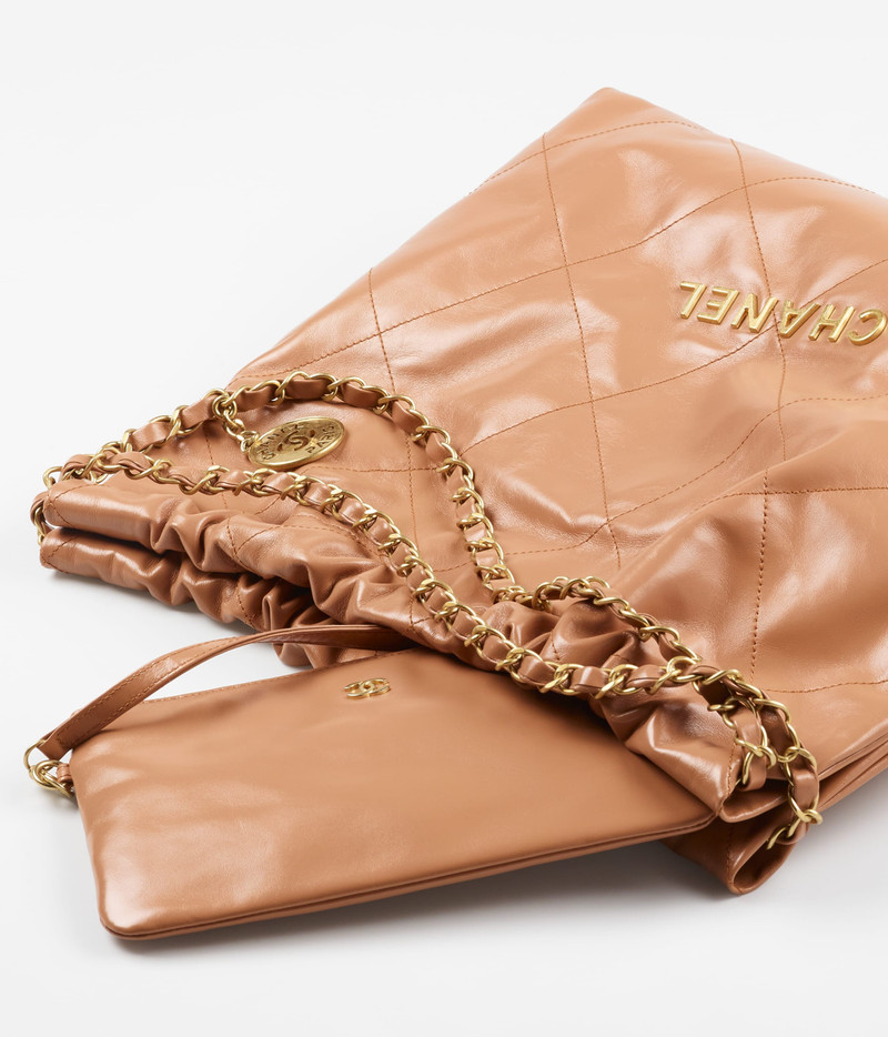 CHANEL 22 Handbag 3