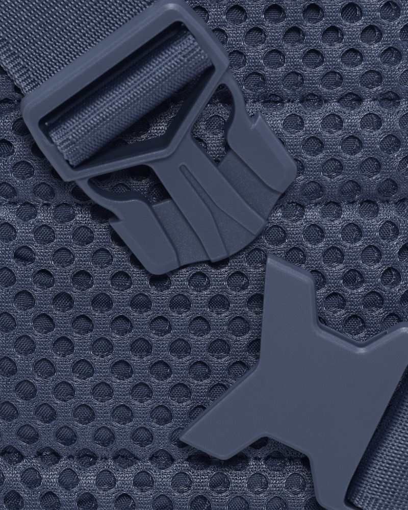 Nike Sportswear Essentials Crossbody Bag (1L) 7